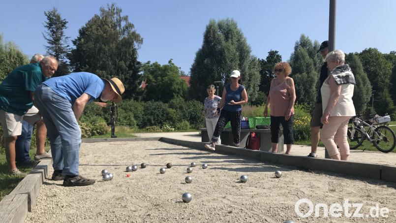Die Veranstaltung „Aktiv mit Peter – Boule“ gehört zu den beliebten Angeboten von „Leben plus“. Archivbild: Leben plus/exb