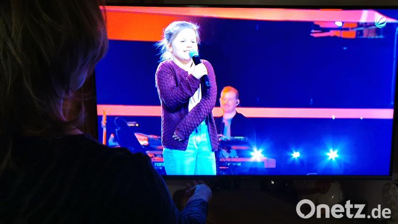 Den gelungenen Auftritt von Lina aus Schneeberg bei &quot;The Voice Kids&quot; verfolgen auch viele Fernsehzuschauer aus dem Oberviechtacher Land. Bild: Portner