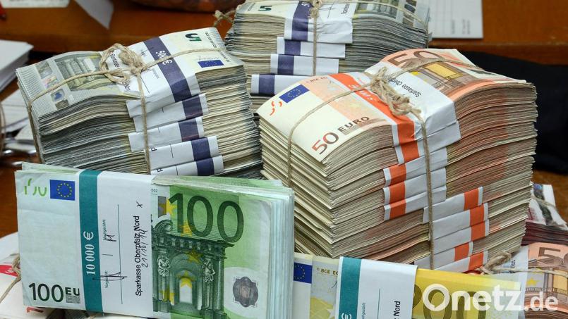 Die Gemeinde Kirchendemenreuth verspricht Bauwilligen pro Kind 3000 Euro Zuschuss. Symbolbild: Petra Hartl