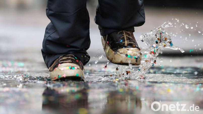 In Hahnbach ist es beim Faschingszug zu einer Schlägerei gekommen, die nun in zwei Gerichtsverfahren behandelt wurden. Bild: Thomas Warnack/dpa