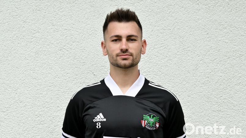 Christian Heinloth verkürzte auf 2:3. Mehr aber war nicht drin für die DJK Ammerthal in Hankofen. Bild: Hubert Ziegler