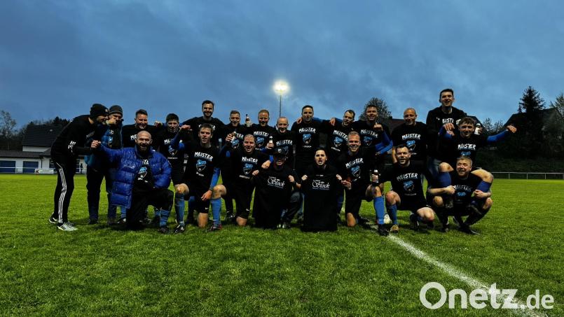 Die Sportfreunde Kondrau stehen fünf Spiele vor Saisonende als Meister der Kreisklasse Stiftland fest. Damit ist auch der sofortige Wiederaufstieg in die Kreisliga perfekt. Bild: Christopher Lenz/exb
