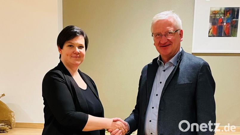 Auf Bürgermeister Johannes Reger als Vorsitzender der CSU Erbendorf folgt Sandra Dostler. Bild: CSU Erbendorf/exb