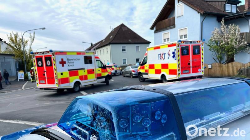 Bei einem Unfall in Altenstadt/WN wurden zwei Personen verletzt. Bild: Gabi Schönberger