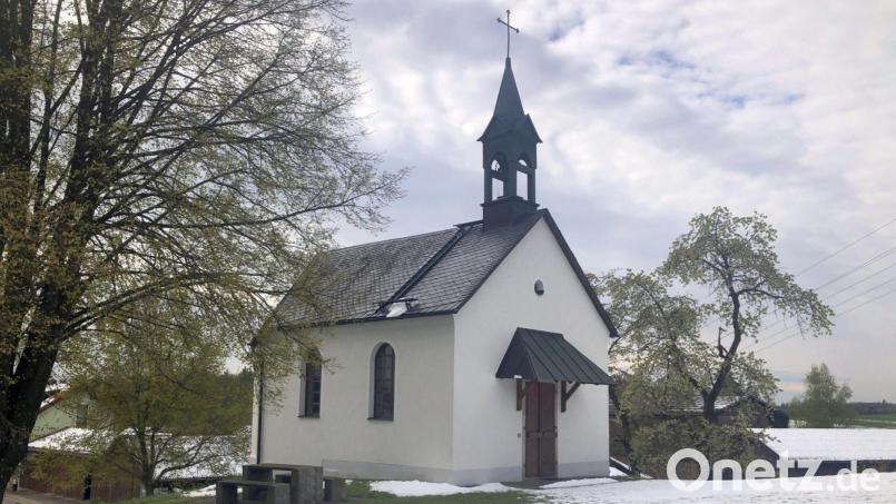Seit gut zwei Monaten ist die Glocke der Dorfkapelle in Muckenthal verstummt. Marktrat Harald Gleißner (FW) informierte darüber in der Sitzung des Wiesauer Gemeinderates. Bild: wro