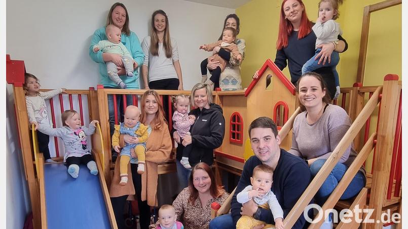 Die Mitglieder der Mitterteicher Krabbelgruppen – hier im Bild die Donnerstagsgruppe – freuen sich über eine verbesserte Ausstattung. Bild: Sandra Panitzek/exb