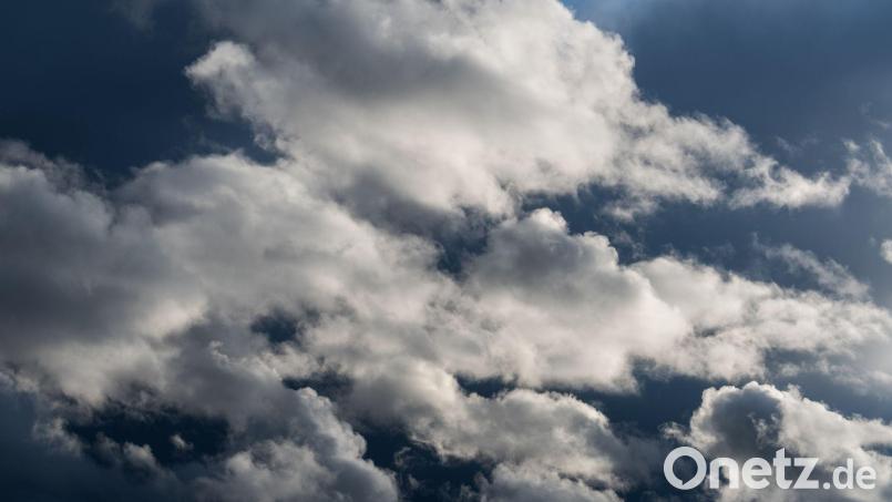 Das Wochenende zeichnet sich durch einen schwer vorherzusagenden Wetter-Mix aus. Symbolbild: Robert Michael/dpa-Zentralbild/dpa
