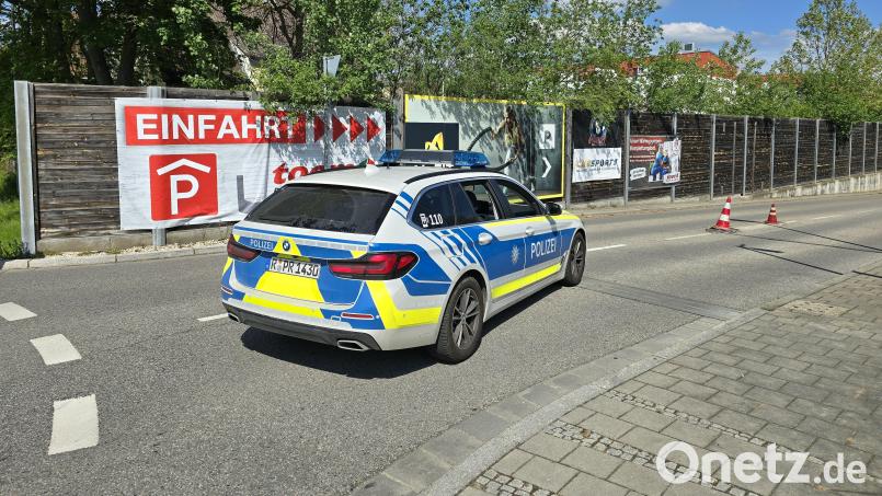 Am Samstag ist eine Leiche einer 19-Jährigen in einem Auto gefunden worden. Ein 55-Jähriger steht im Verdacht, mit dem Tod der jungen Frau in Verbindung zu stehen. Bild: picture alliance/dpa/vifogra | Moller-Schuh