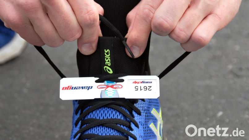 Beim Nofi-Lauf löst ein Chip am Schuh die Zeitnahme aus. Bild: Alexander Unger
