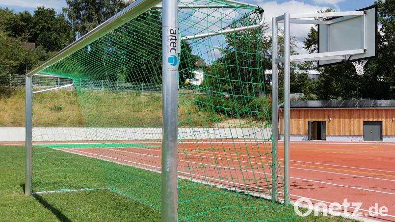 Das Netz aus einem Fußballtor fehlt der Förderschule in Tirschenreuth. Symbolbild: Portner