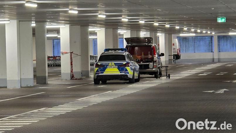 Eine 19-Jährige wurde am Samstag tot in einem Kofferraum eines Autos in einer Regensburger Tiefgarage entdeckt. Der Tatort war dies jedoch nicht, wie die Polizei am Mittwoch bestätigt. Archivbild: Moller-Schuh/vifogra/dpa