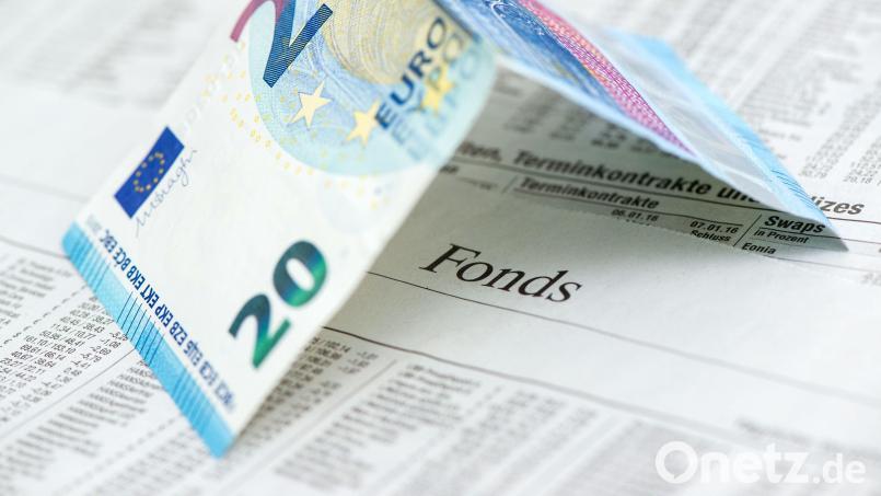 Aktienfonds investieren in verschiedene Aktien. Sind sie breit aufgestellt, streuen Anleger damit ihre Risiken. Symbolbild: Andrea Warnecke/dpa