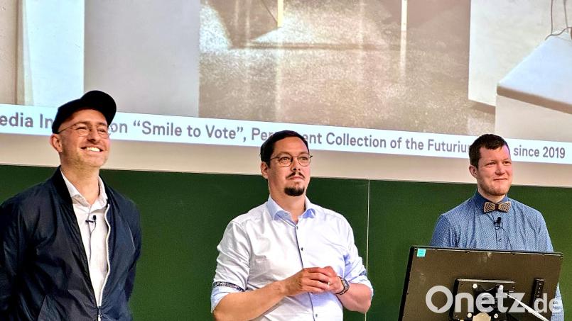 Die drei Referenten des Vortragsabends (von links): Professor Alexander Peterhänsel, Professor Daniel Loebenberger (beide OTH Amberg-Weiden) und Stefan-Lukas Gazdag (genua GmbH) Bild: Peter Ringeisen