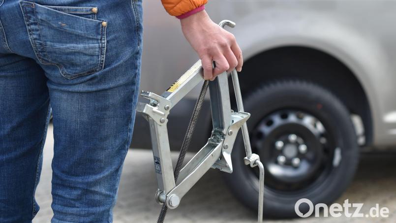 Ein 51-Jähriger hat sich bei Reparaturarbeiten verletzt. Bild: Angelika Warmuth/dpa