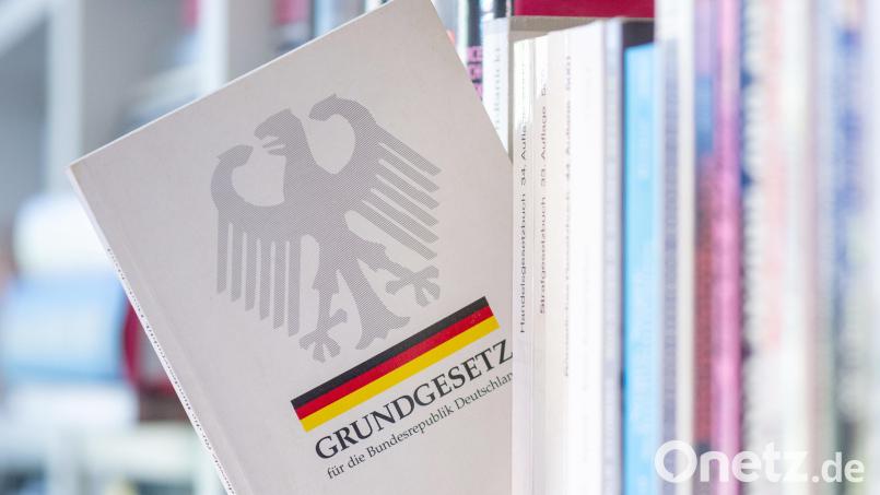 Das Grundgesetz der Bundesrepublik feiert in diesem Jahr seinen 75. Geburtstag. Es wurde am 23. Mai 1949 erlassen. Bild: Hendrik Schmidt/dpa