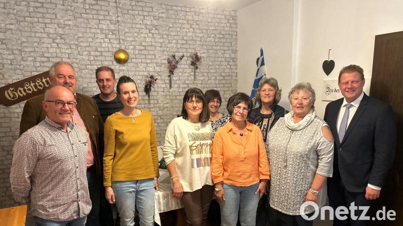 Neuwahlen standen auf der Tagesordnung der Generalversammlung des Tourismusfördervereins Mitterteich. Bild: Tourist-Info Mitterteich/exb