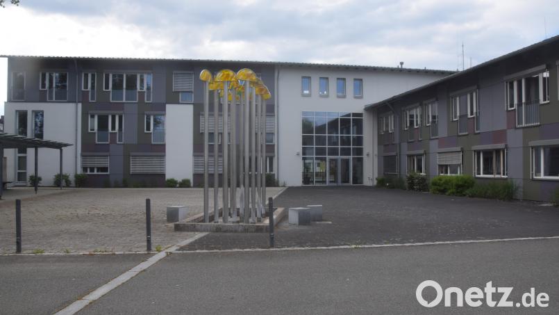 Dass die Rathauspiazza mit rund 1000 Nutzungen im Monat beim Bayern-Wlan relativ gut abschneidet, liegt wohl daran, dass sich hier viele Jugendliche tagsüber und abends aufhalten. Bild: fz
