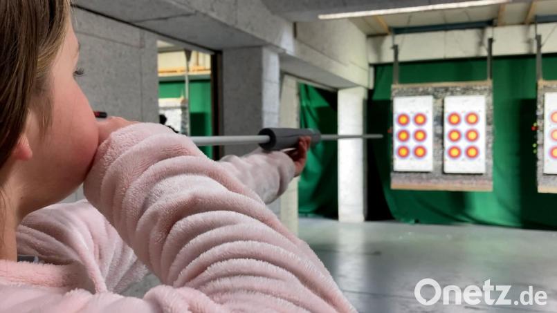Bei der Schützengesellschaft Diana Hirschau können Mitglieder seit 2021 Blasrohr schießen. Bild: Stefanie Swann