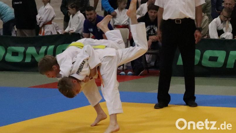 Bei der U15-Oberpfalzmeisterschaft in Vohenstrauß zeigten die Judoka ihr Können. Bild: Susanne Schubert