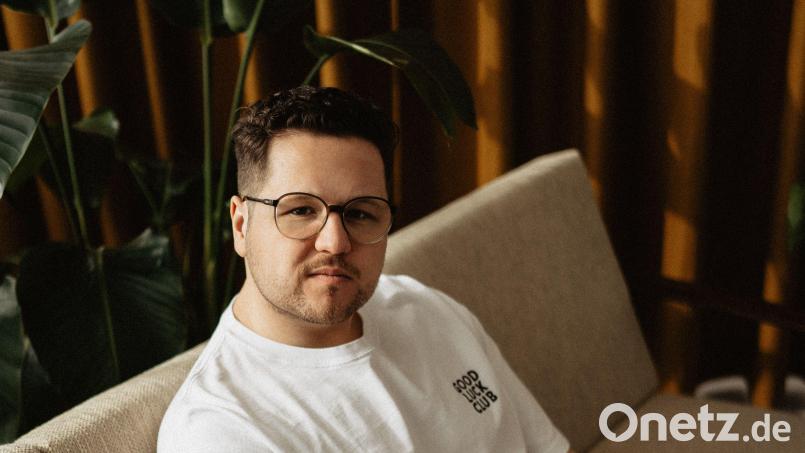 Felix Gleixner hat seinen neuen Song &quot;Kartenhaus&quot; veröffentlicht. Bild: Miriam Koch/oatsandcoffee