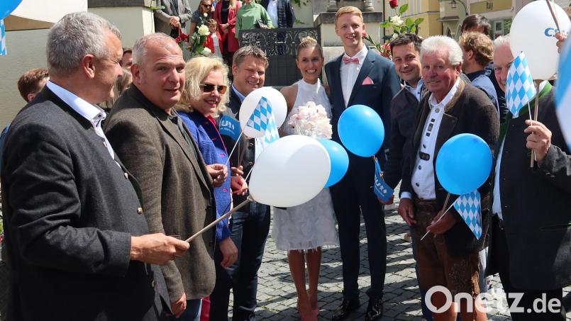 Sophia und Christoph Schirdewahn haben geheiratet. Bild: Kunz