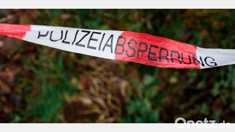 Ein Absperrband der Polizei. Bild: Daniel Vogl/dpa/Symbolbild