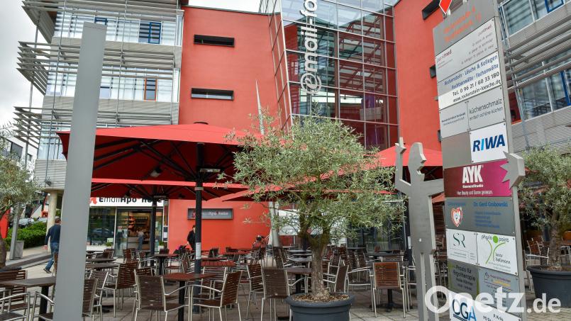 In der Emailfabrikstraße 12 in Amberg befindet sich tatsächlich der Sitz einer Teig-Firma. Bild: Stephan Huber