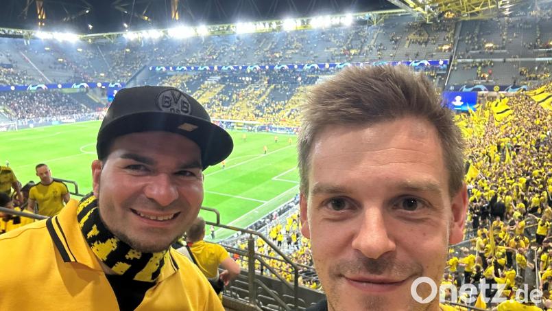 Stefan Gresser (links) und Stefan Schamberger, hier beim Champions-League-Halbfinale Borussia Dortmund gegen Paris St. Germain, unterstützen ihre Mannschaft auch am 1. Juni im Finale im Wembley-Stadion gegen Real Madrid. Bild: Stefan Schamberger