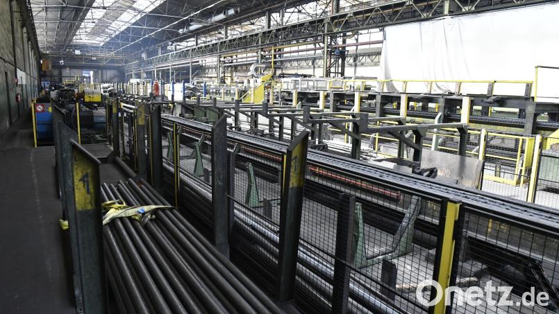 Die Produktion im Rohrwerk Maxhütte wird eingestellt. Da bislang noch kein neuer Investor gefunden wurde, beginnt das Insolvenzverfahren nun offiziell. Archivbild: Petra Hartl