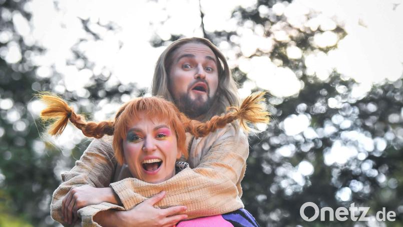 Pippi Langstrumpf und Jesus von Nazareth freuen sich auf das Theaterfest. Bild: Florian Miedl