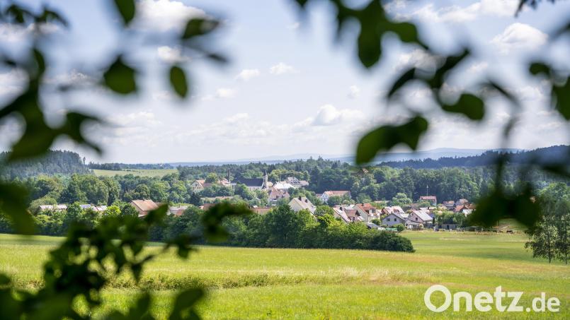 „Naturerlebnisdorf“ Friedenfels: Am 6. Juni erfolgt bei einem Festakt die offizielle Auszeichnung und die Überreichung des Zertifikats durch das Staatsministerium. Bild: Tourismusbüro Friedenfels