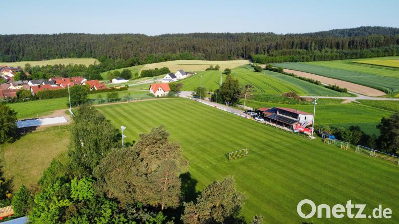 Auf dem Sportgelände der Sportfreunde Weidenthal-Guteneck feiert der Verein sein 50-jähriges Bestehen. Bild: Stefan Manner/exb