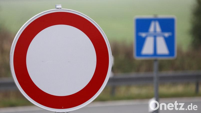 Von 10. bis 16. Juni gibt es am Autobahnkreuz Regensburg teilweise Sperrungen. Symbolbild: Bernd Wüstneck