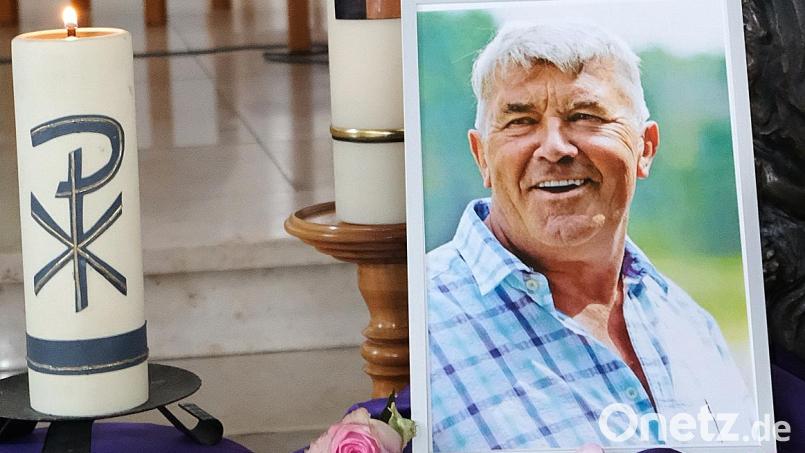 Hans Schießl verstarb im Alter von 76 Jahren. In der Schwarzenfelder Pfarrkirche fand der Trauergottesdienst mit anschließender Urnenbeisetzung statt. Bild: mab