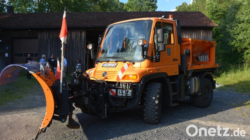 Mit einem gebrauchten Unimog wird die Gemeinde Leonberg den Winterdienst künftig in Eigenregie durchführen. Bild: jr