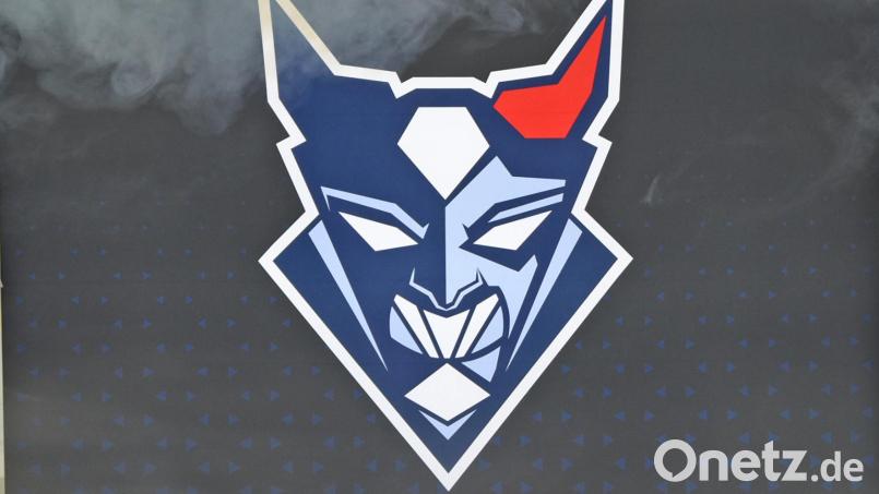 Auch der Teufel freut sich über ein Heimspiel. Bild: gb