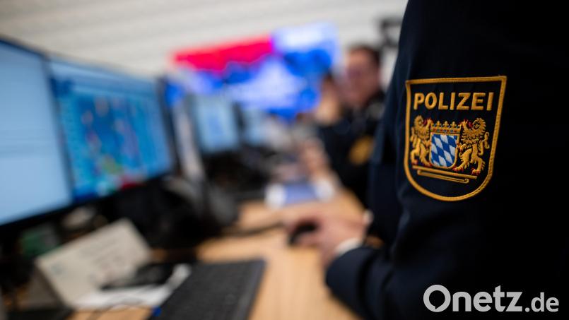Die Polizei in Bayern soll künftig mehr Befugnisse erhalten. Symbolbild: Fabian Strauch/dpa