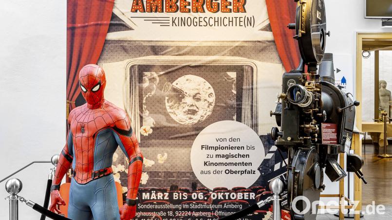 Kinogeschichte können die Besucher im Amberger Stadtmuseum erleben. Bild: Marcus Rebmann/exb
