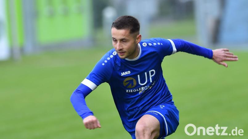 Moritz Zeitler fehlt der SpVgg SV Weiden im ersten Testspiel aus privaten Gründen. Archivbild: A. Schwarzmeier