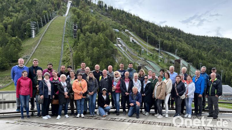 Bei der JU-Revival-Tour nach Slowenien wurde auch das Nordische Zentrum Planica mit den Skisprungschanzen besucht. Bild: mor/exb