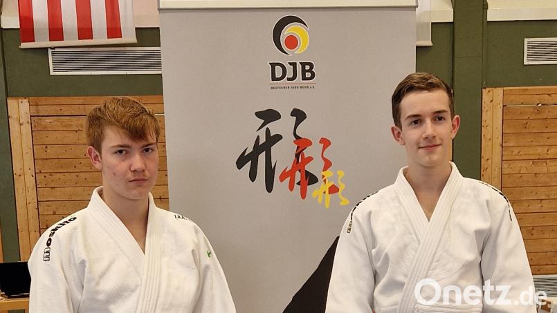 Die beiden Judokas Simon Nicola (links) und Nicolas Nagelschmidt nahmen an der deutschen Kata-Meisterschaft in Erlangen teil. Bild: Heinz-Ulrich Schmidt