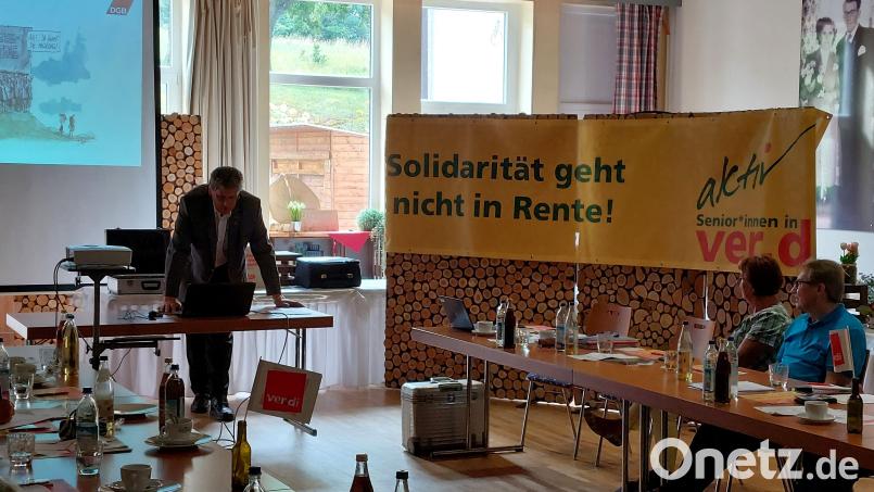 Ein Tagesseminar für Seniorenvertretungen veranstaltete der Verdi-Bezirk Oberpfalz in Schwarzenfeld. Bild: Manfred Haberzeth/exb