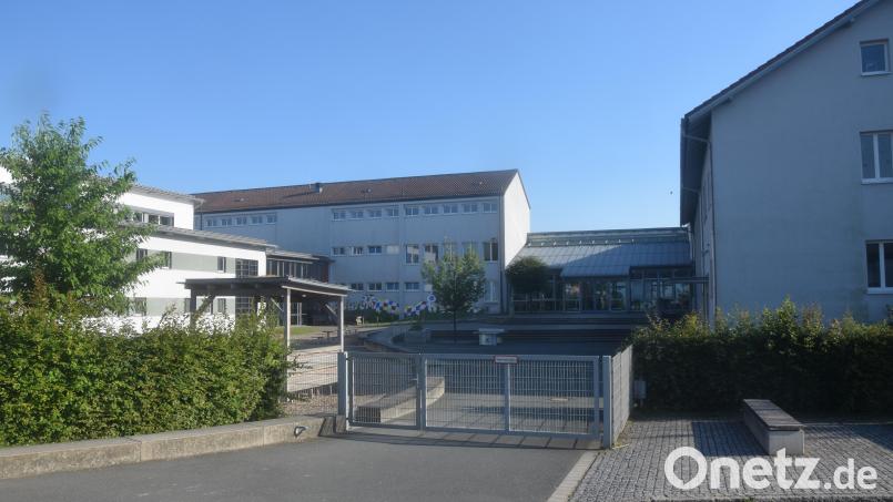 Der Betreiber für die Offenen Ganztagsschule in Pirk wird gewechselt. Ab dem neuen Schuljahr ist &quot;LearningCampus&quot; an der Josef-Faltenbacher-Schule zuständig. Bild: fz