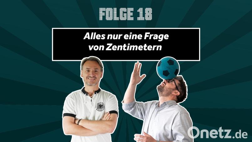 Stefan Puhane (links) und Fabian Leeb sprechen in dieser Folge von &quot;Heim-EM - das Update&quot; über das Spiel Deutschland gegen Dänemark und über entscheidende Zentimeter. Bild: Marina Gube