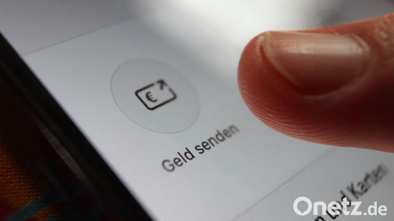 In Deutschland sind zum Start des Bezahlsystems Weo die Sparkassen und Volksbanken mit an Bord. Bild: Karl-Josef Hildenbrand/dpa