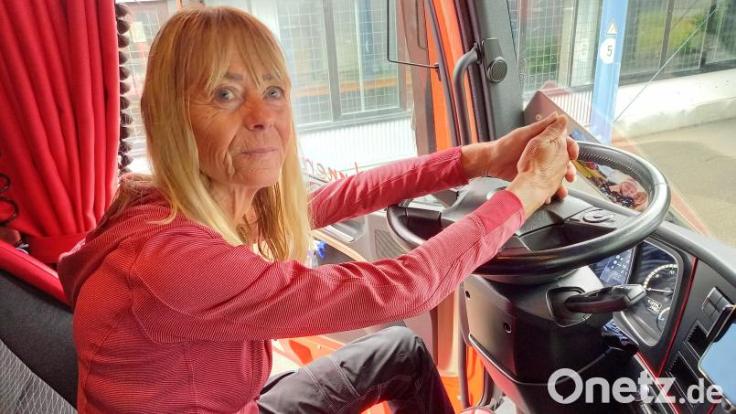Anita Bernhardt ist seit 20 Jahren in der Männerdomäne der Trucker unterwegs. Bild: bl