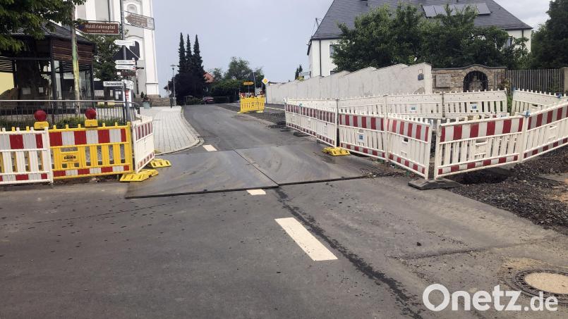 Die Baustelle an der Marienstraße hat jetzt die Steinwaldstraße (links) beziehungsweise den Bereich Kinderhaus Sankt Marien / Markthaus / Vinzentinerkloster (rechts) erreicht. Bild: wro