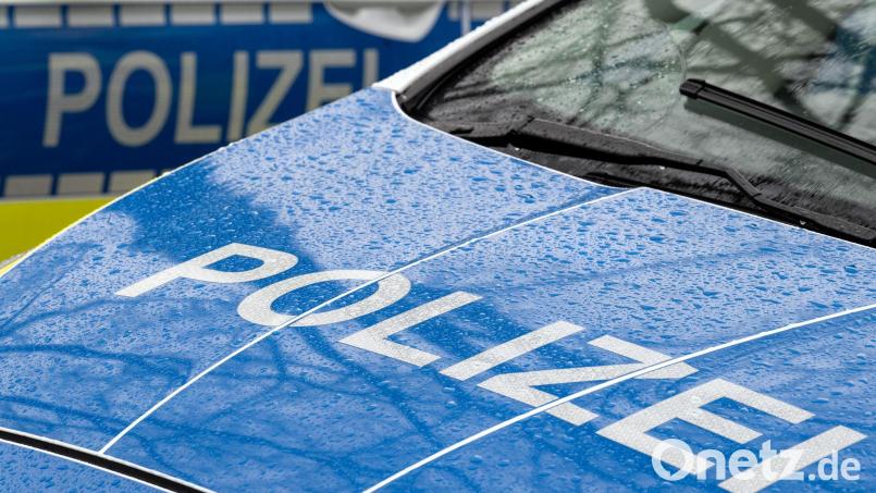 Diesel-Diebe waren im Gewerbepark Erbendorf unterwegs. Symbolbild: Soeren Stache/dpa
