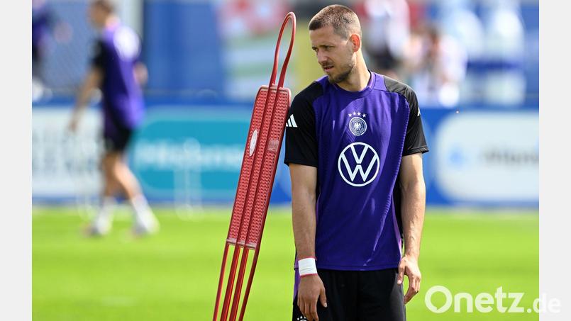 Der Wechsel von Waldemar Anton zum BVB ist perfekt. Bild: Federico Gambarini/dpa