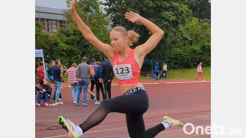 Linda Gröger beim Weitsprung. Bild: Hannelore Ott